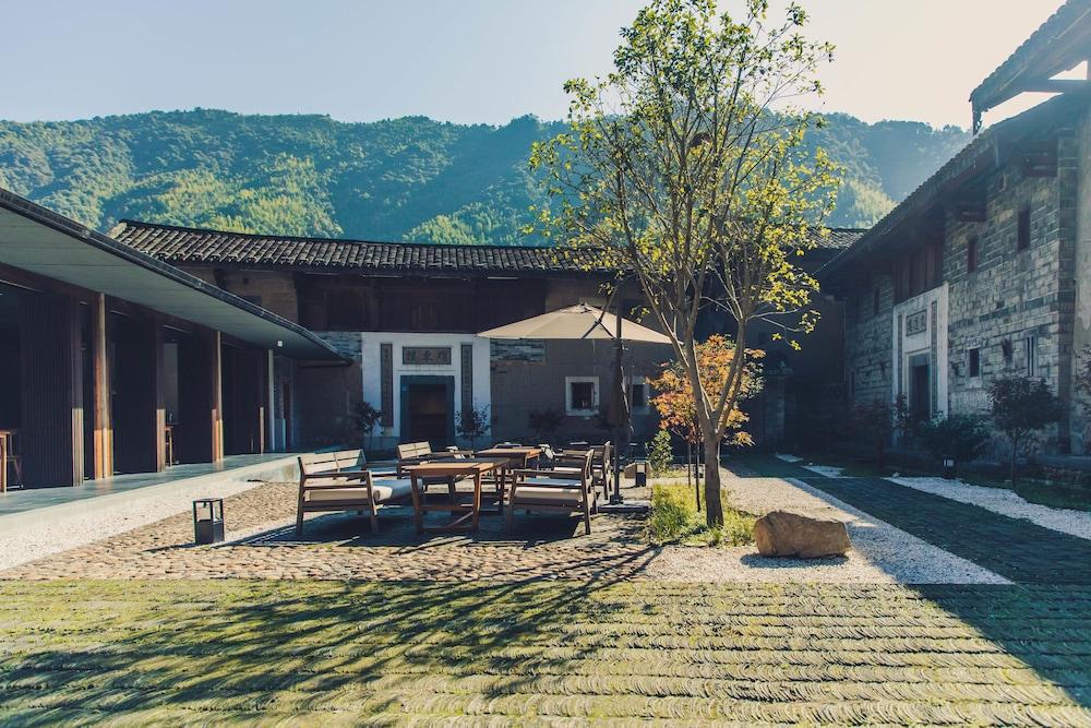 Отель Qingpu Nanjing Taxia Culture Retreat Zhangzhou Экстерьер фото